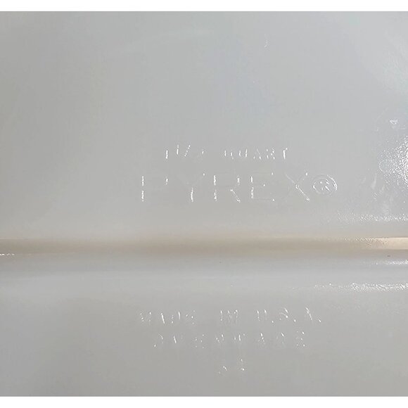 Pyrex Red Friendship Casserole Dish 1.5qt Divided No Lid vtg 70s bakeware bright - Picture 6 of 12